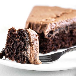 chocolate mayonnaise cake featured image