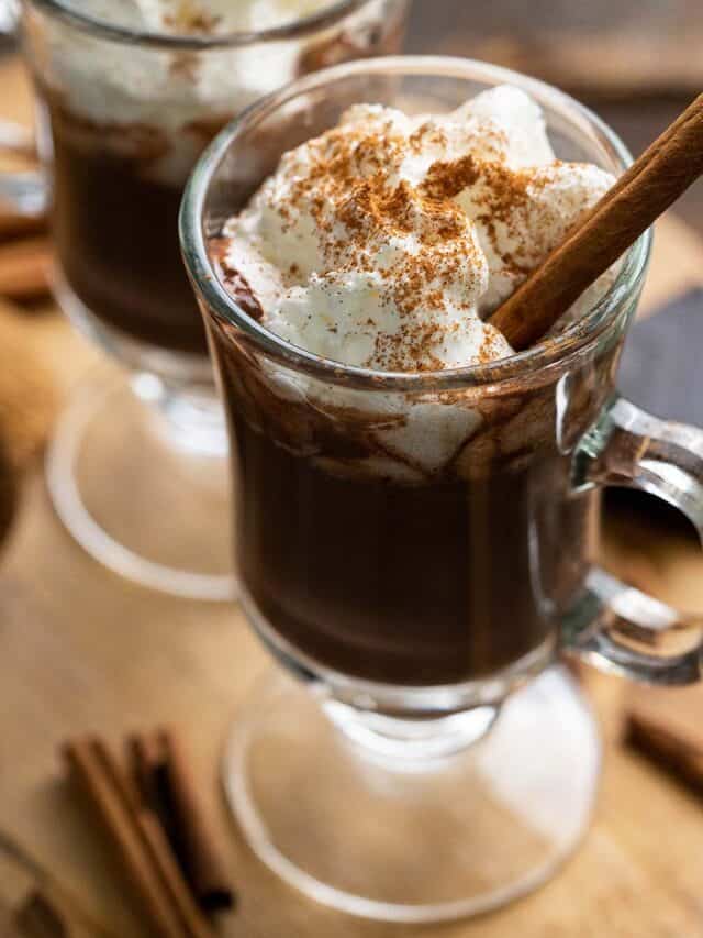 cropped-pumpkin-spice-hot-chocolate-featured-image.jpg